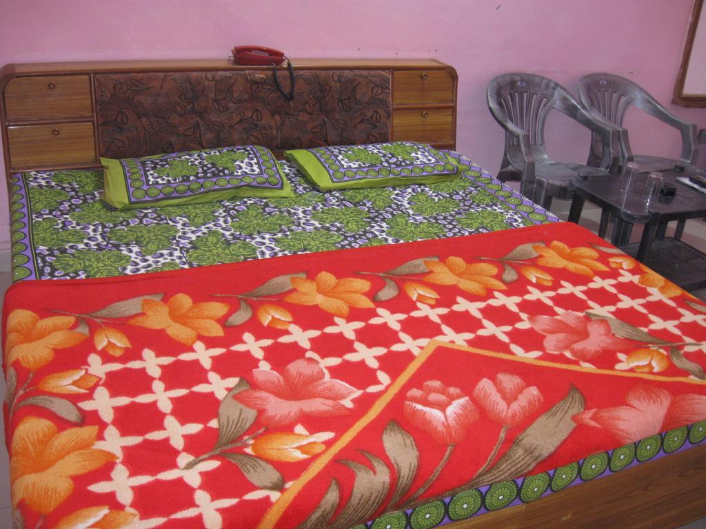 Hotel Shiv Ganga Rishikesh Bilik gambar