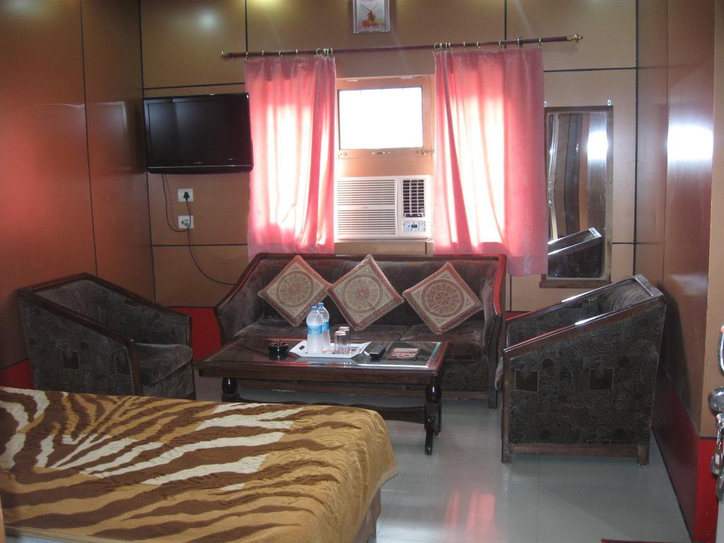 Hotel Shiv Ganga Rishikesh Bilik gambar